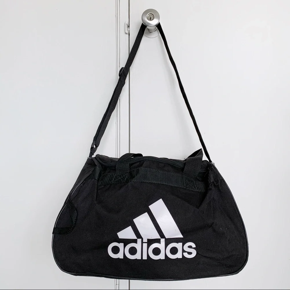 Adidas Black Duffel Bag Gym Sports Travel Shoulder Strap Logo Workout Athletic